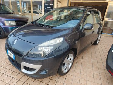 Renault Scenic Scénic X-Mod 1.9 dCi 130CV Luxe