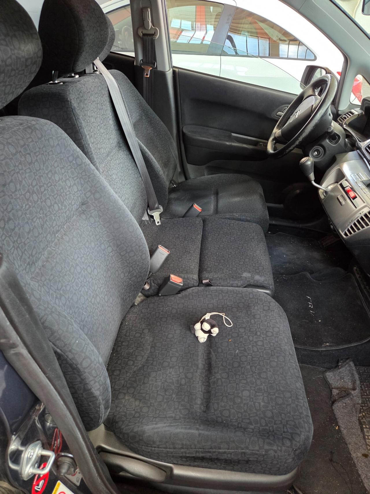 Honda FR-V 1.7 16V VTEC