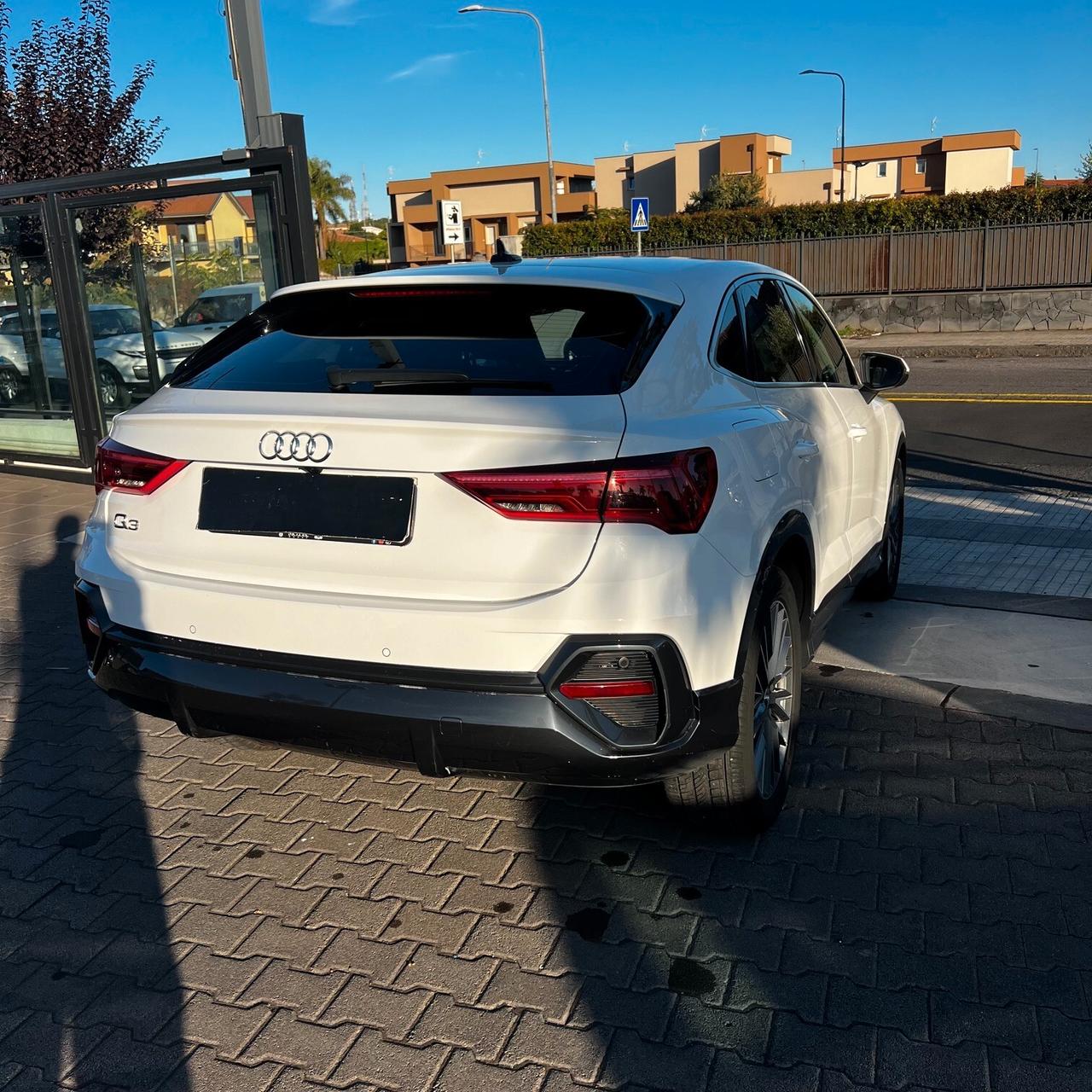 Audi Q3 35 TDI S tronic line edition