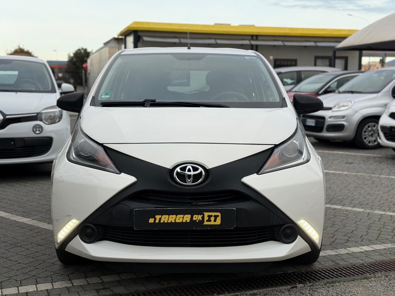 Toyota Aygo Connect 1.0 5 porte x-cool+ GARANTITA