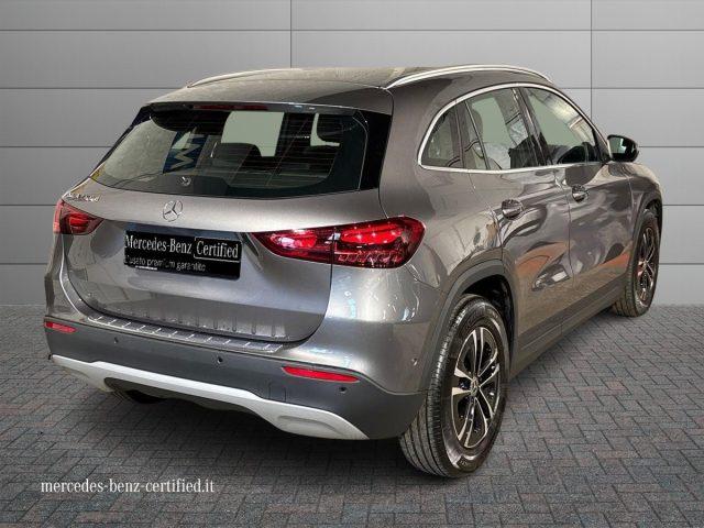 MERCEDES-BENZ GLA 180 d Automatic Advanced