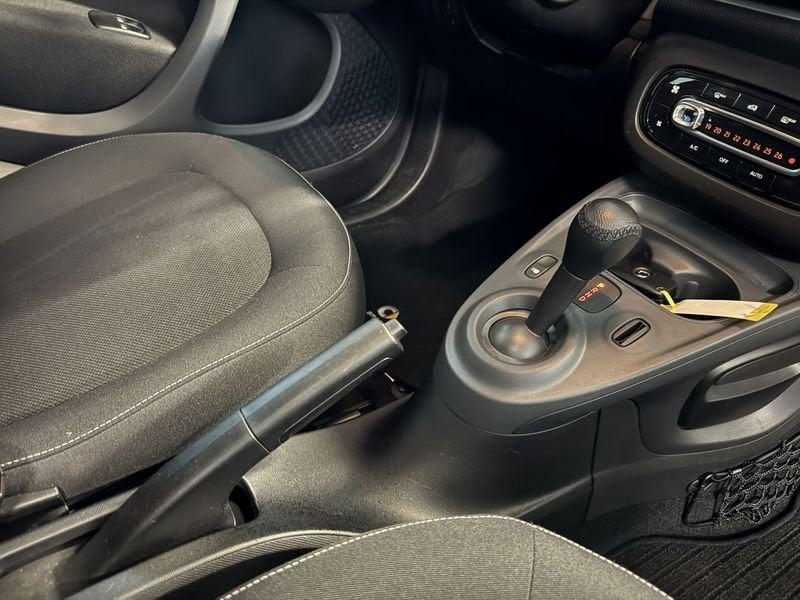 smart fortwo EQ Passion