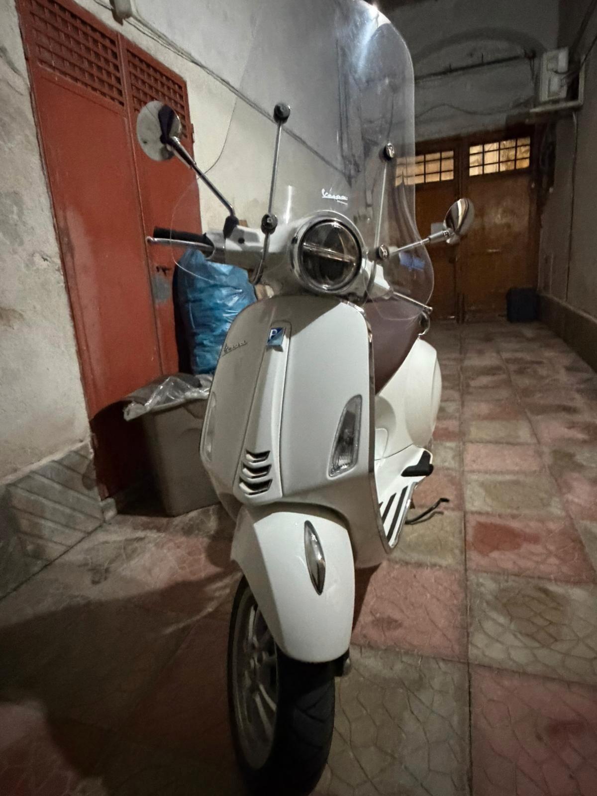 Piaggio Vespa 50 Primavera