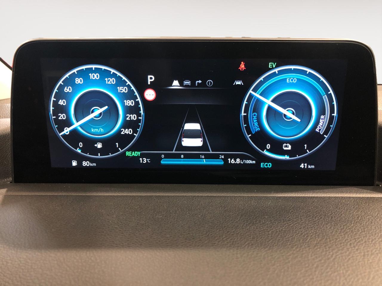 HYUNDAI STARIA HEV 1.6T 9 POSTI WAGON AT 2WD