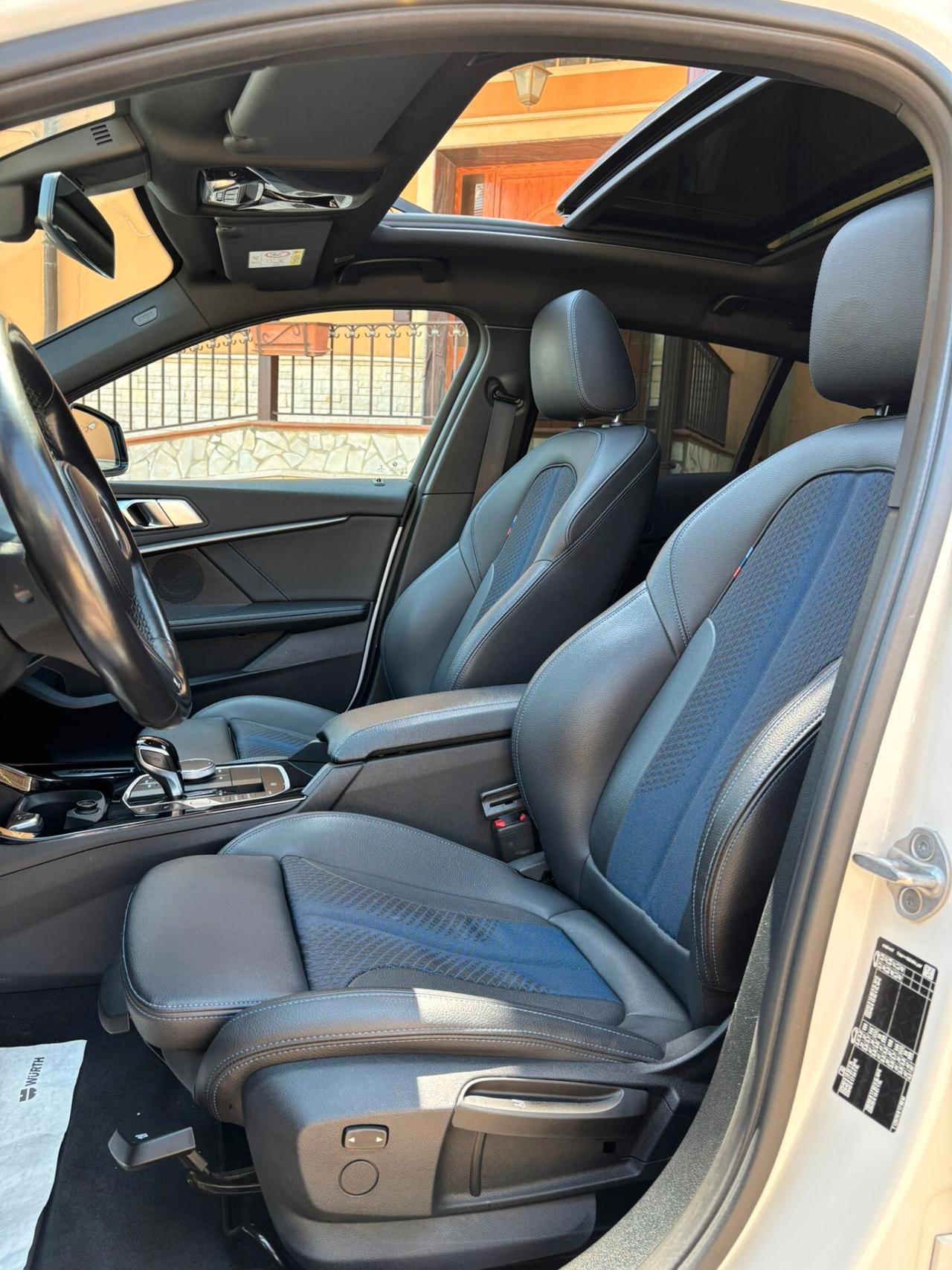 Bmw 118 118d 5p. Msport