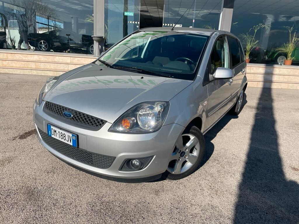 Ford Fiesta 1.2 16V 5p. Ghia NEOPATENTATI