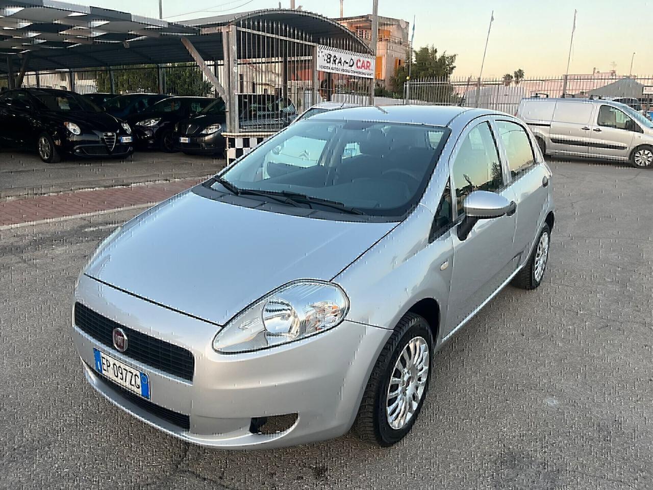 Fiat Grande Punto 1.4 Natural Power Unipro 2013