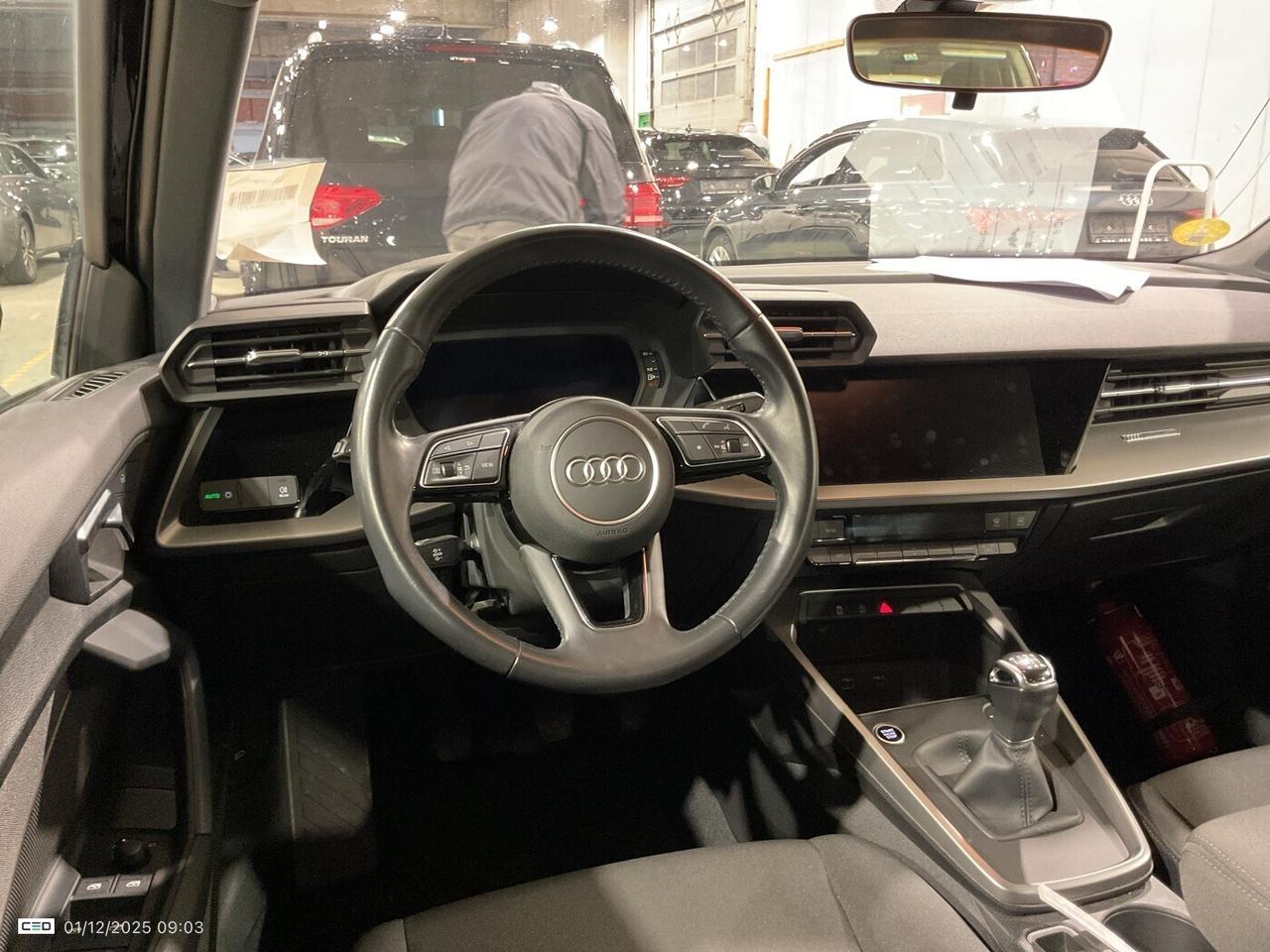 Audi A3 SPORTBACK 30 TDI 115CV 6M. BUSINESS ( COCKPIT - FARI LED PDC NAVI )