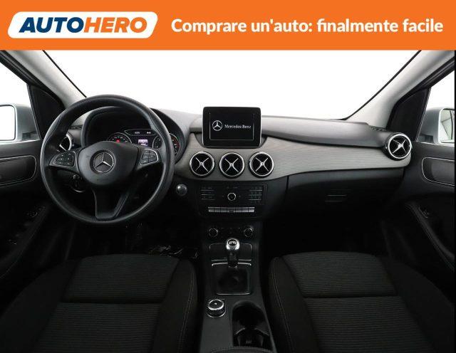 MERCEDES-BENZ B 180 d Business