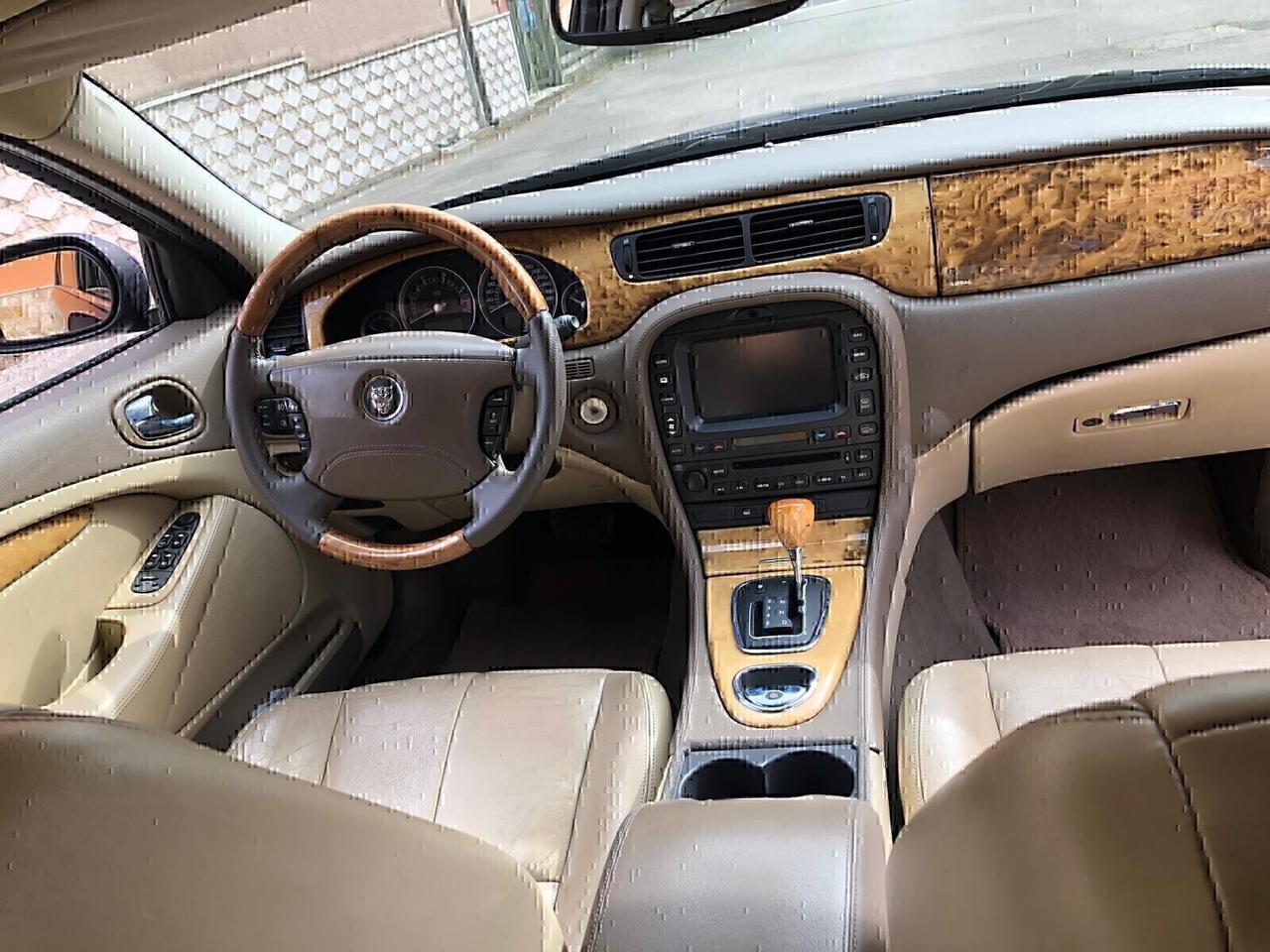 Jaguar S-Type 2.7 diesel V6 Classic