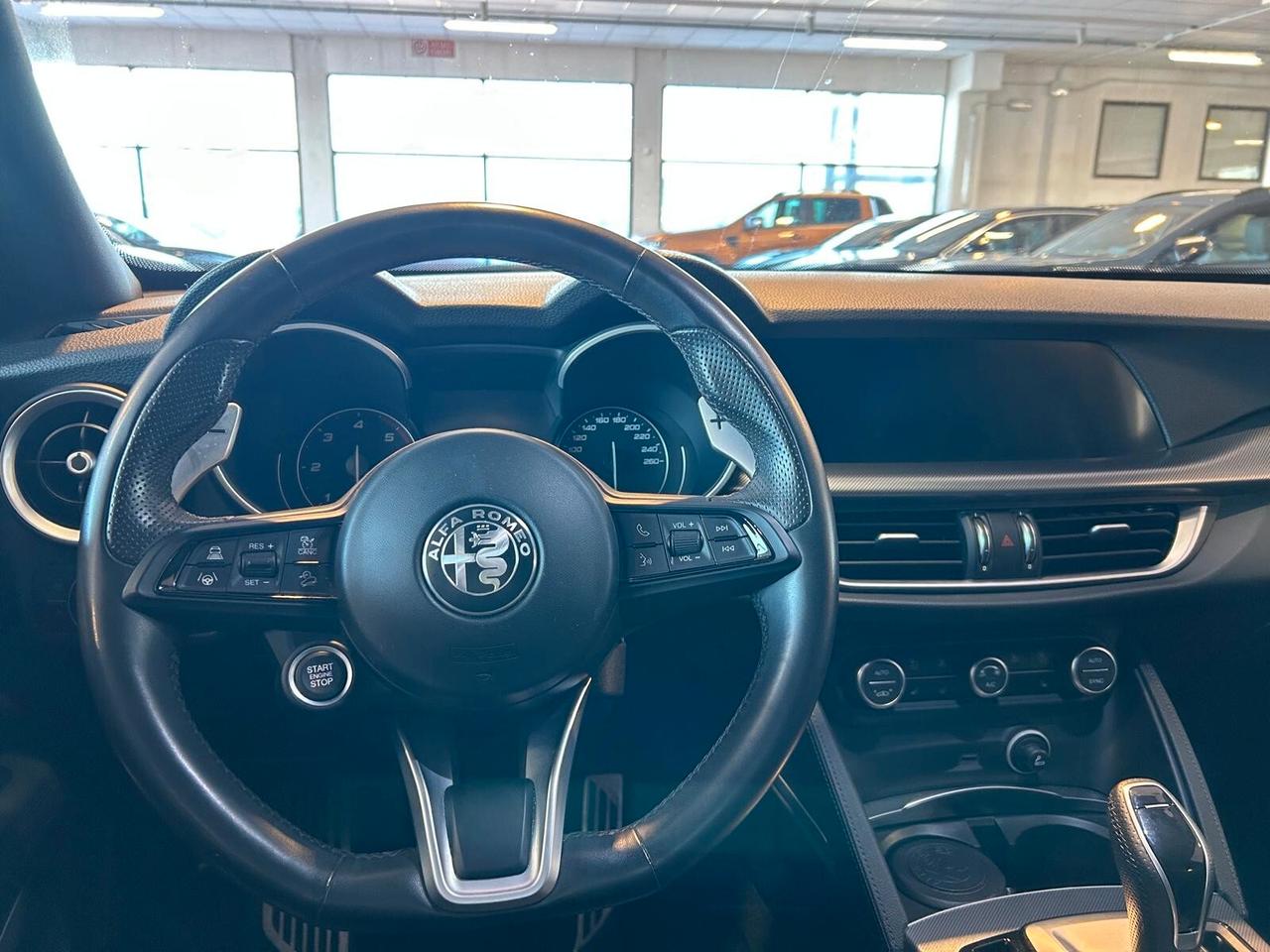 Alfa Romeo Stelvio VELOCE 2.2 Turbodiesel AT8 Q4 SPOTICAR