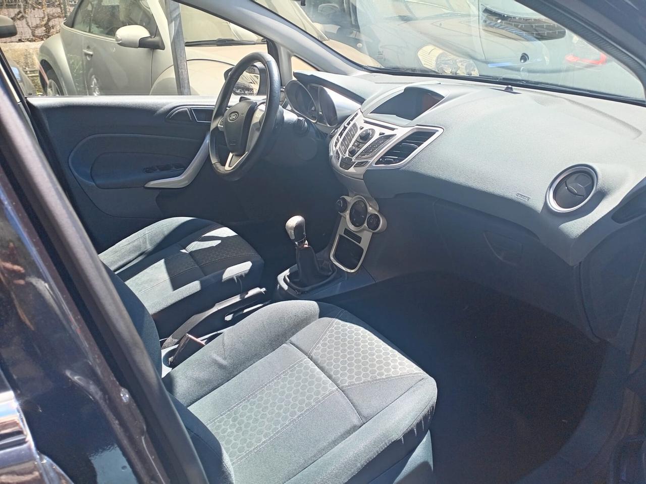 Ford Fiesta 1.4 TDCi 5p. Titanium