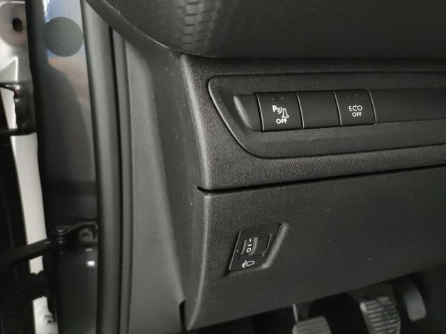 PEUGEOT 2008 PureTech 82 Active