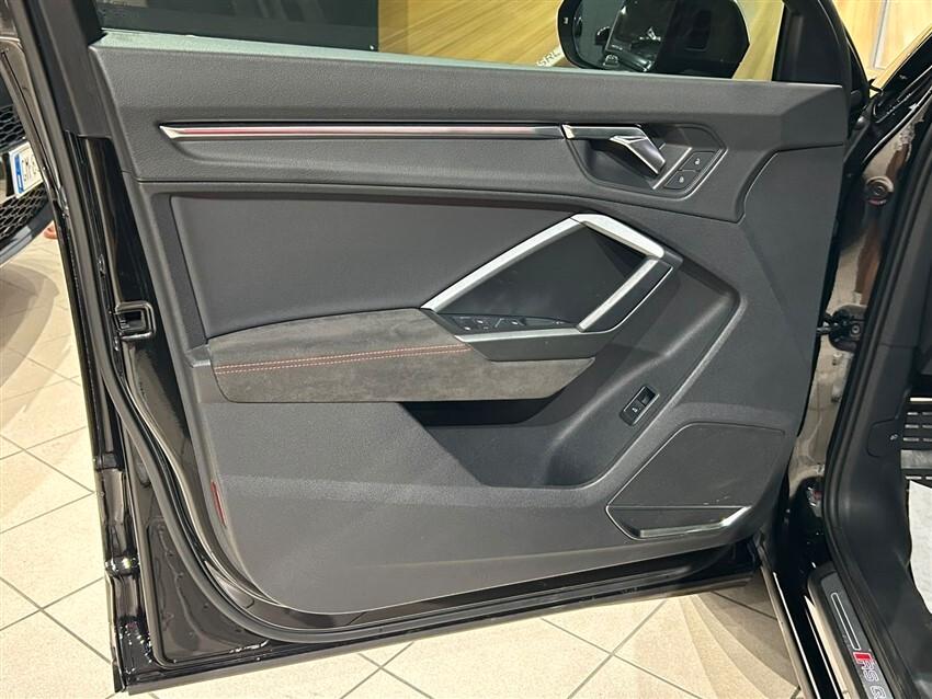 Audi Q3 RS SPB quattro S tronic