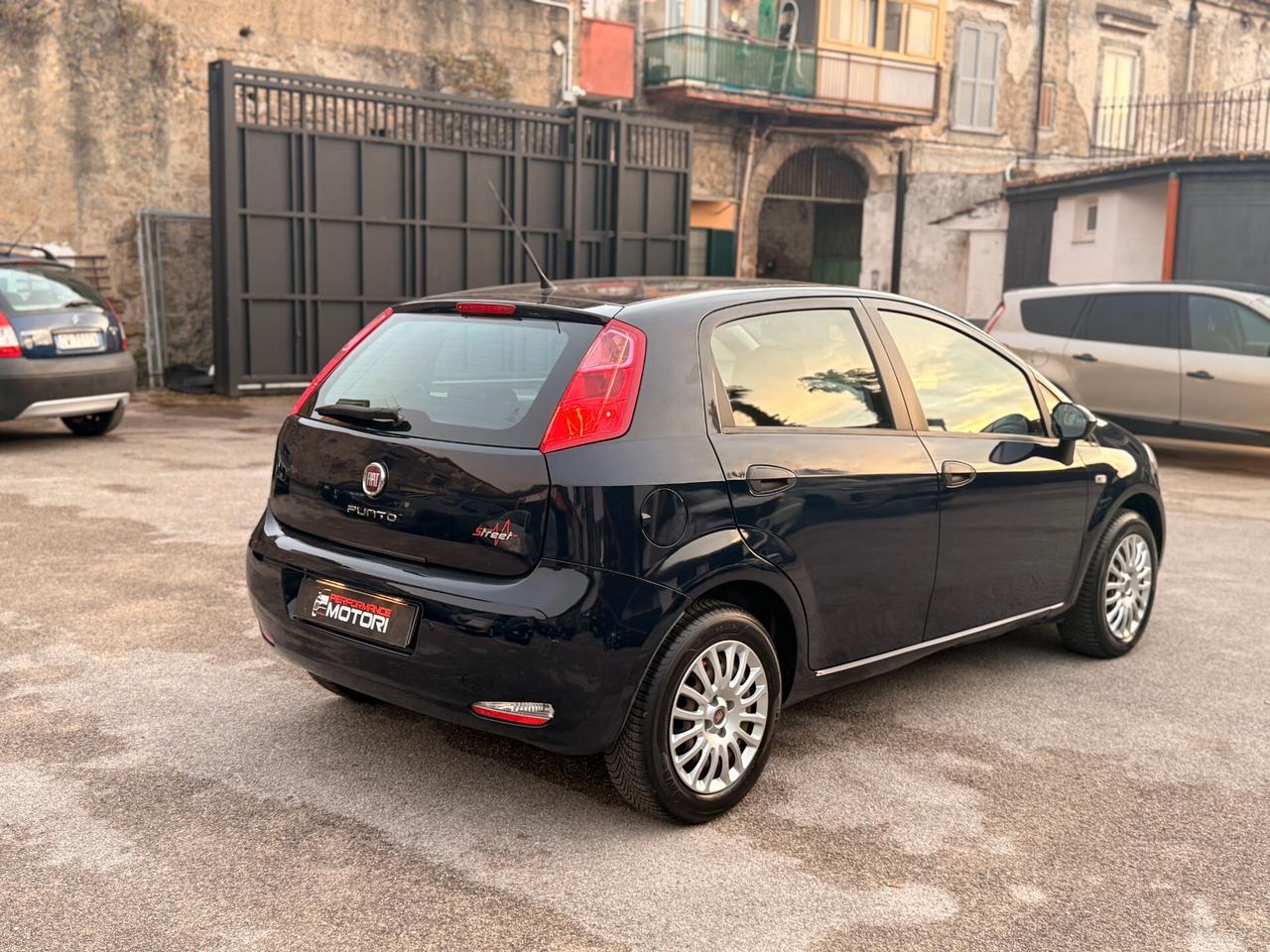 Fiat Punto 1.2 8V 5 porte Street