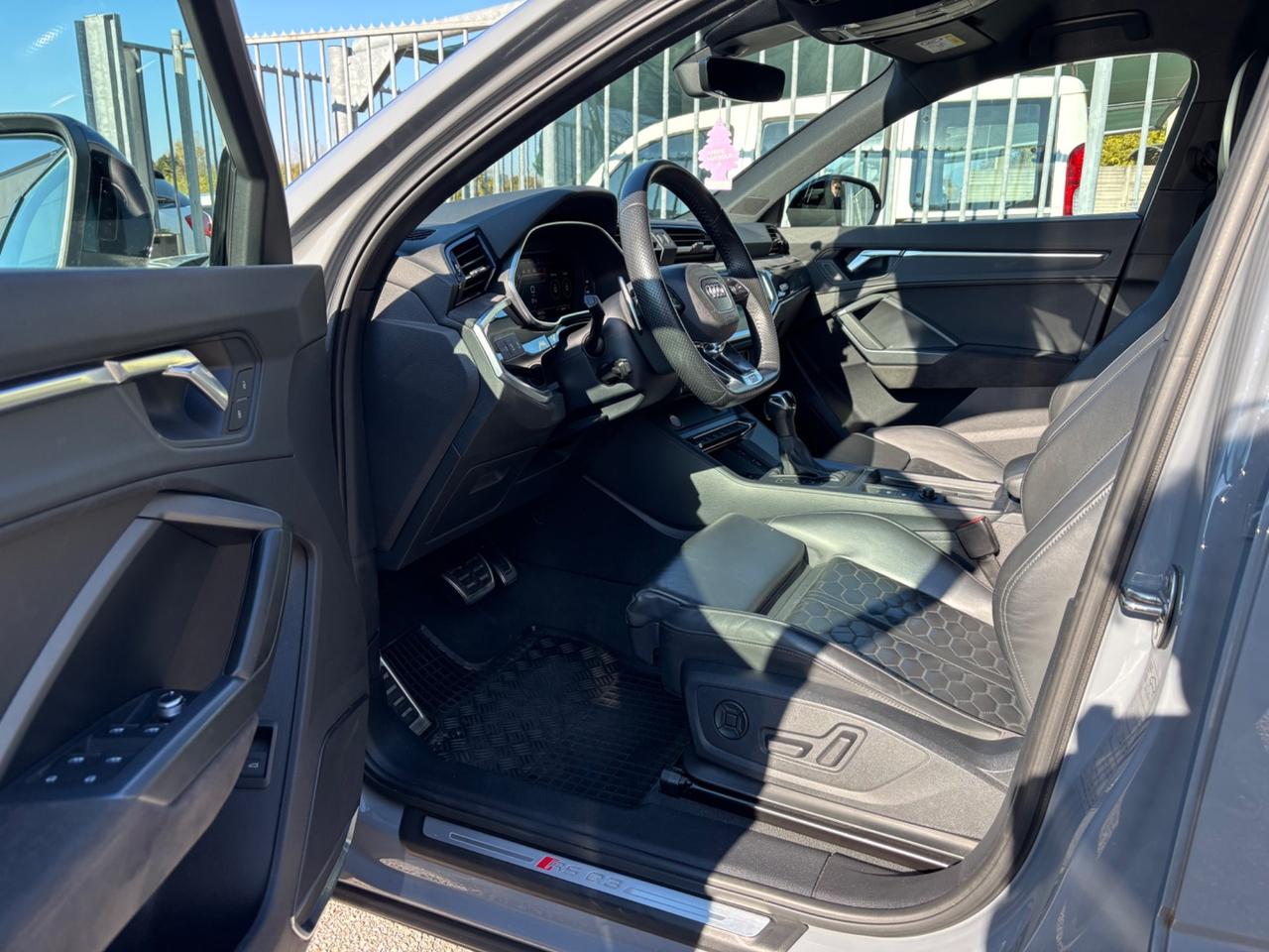 Audi Q3 RS SPB quattro S tronic