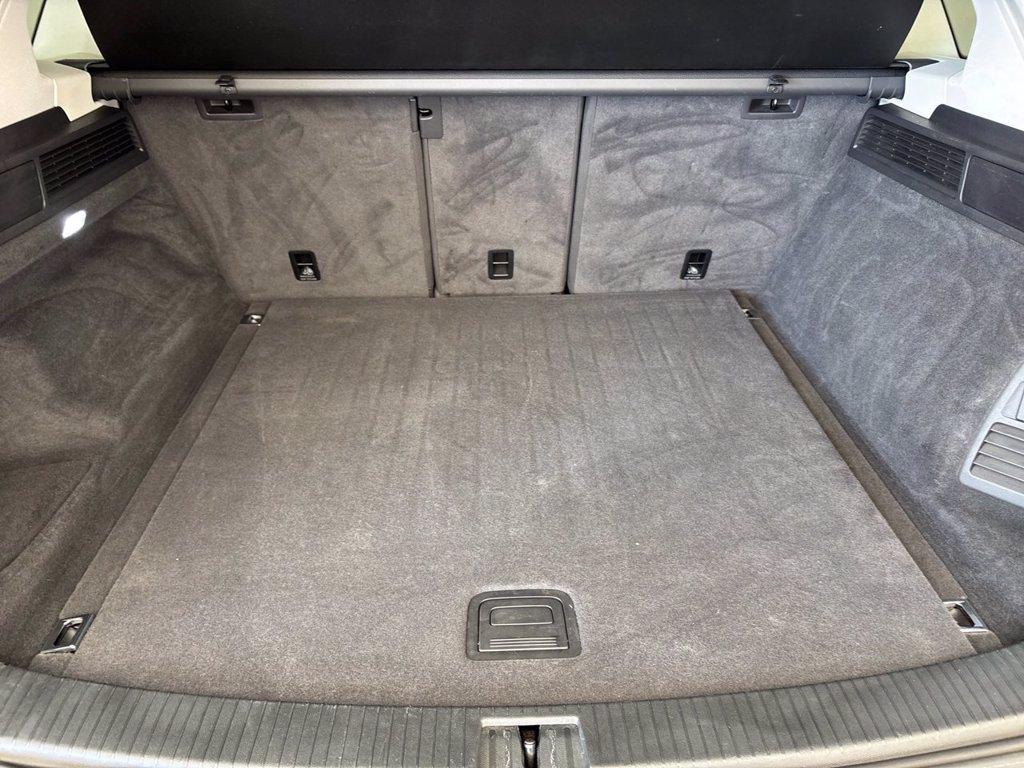 VOLKSWAGEN Touareg 3.0 v6 tdi advanced 231cv tiptronic del 2019