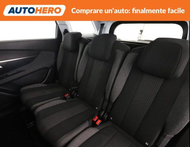 PEUGEOT 5008 BlueHDi 130 S&S EAT8 Business