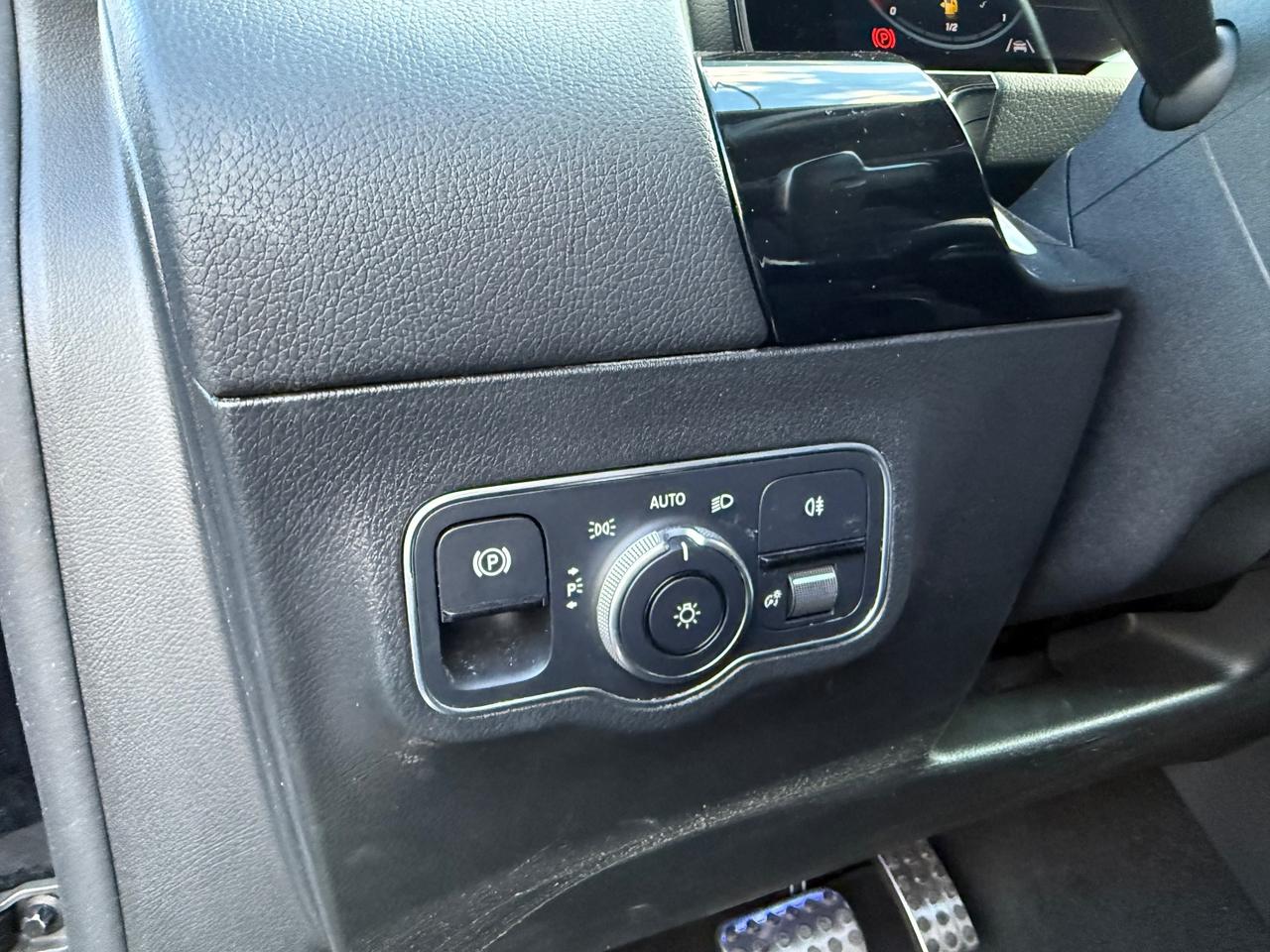 Mercedes-benz GLA 200 d Automatic Premium Amg Pack Night