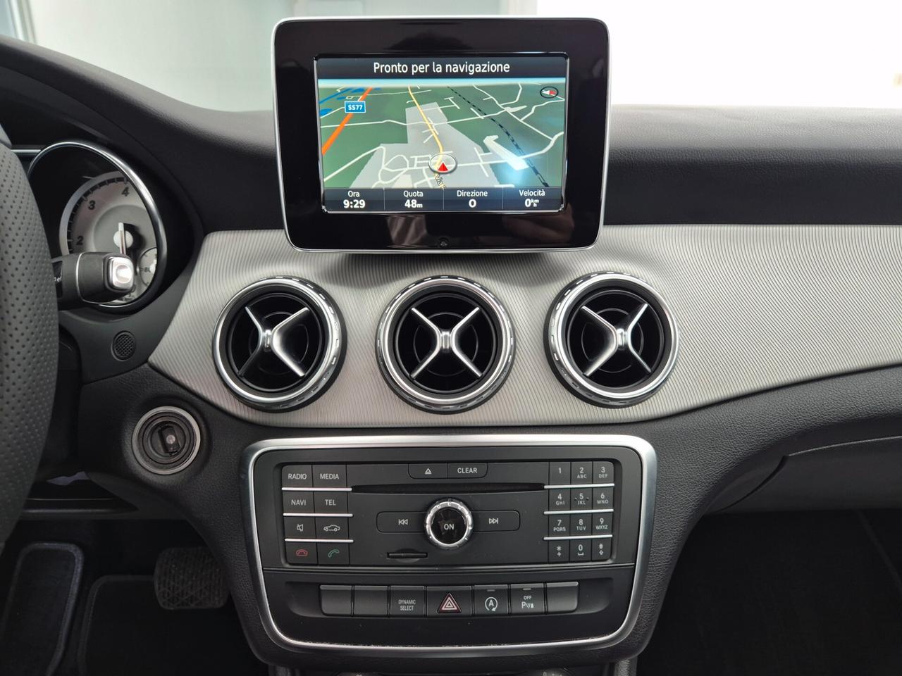 Mercedes-benz GLA 180 d Automatic Sport