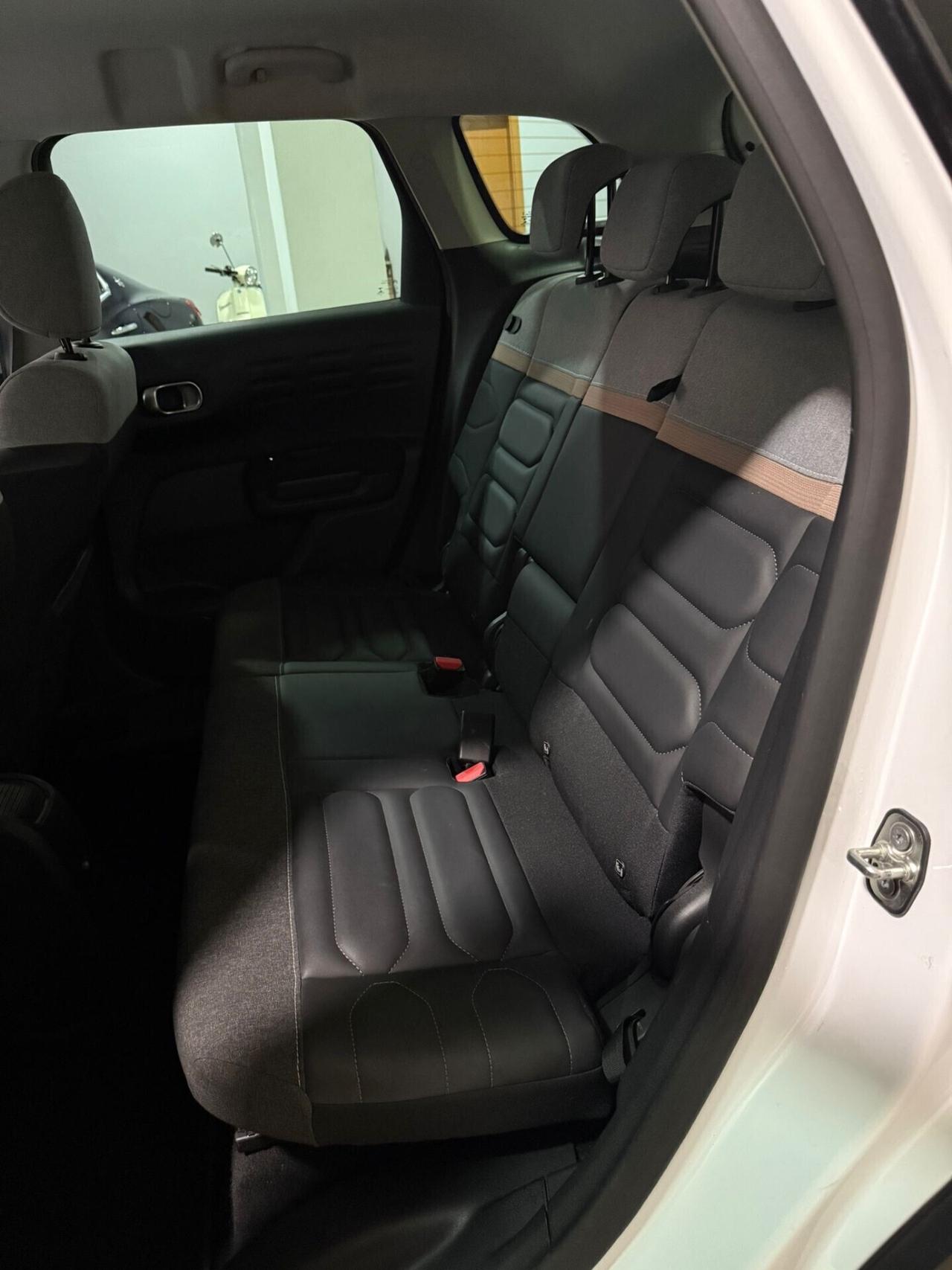 Citroen C3 Aircross BlueHDi 110 S&S Shine Pack