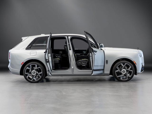 ROLLS-ROYCE Cullinan 2025 Rolls-Royce Black Badge Cullinan NEW CAR