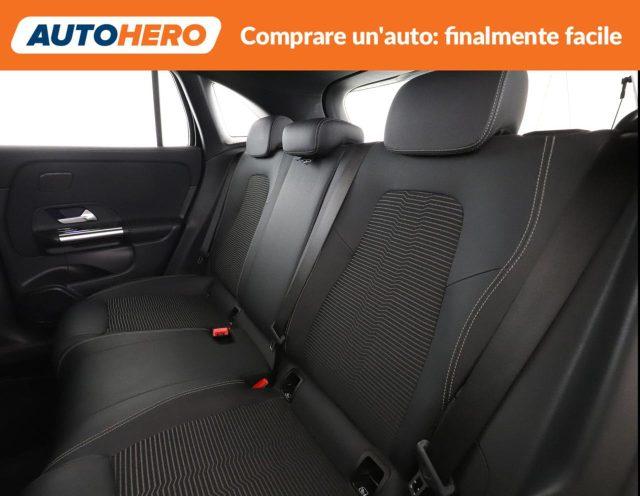 MERCEDES-BENZ GLA 200 d Automatic Premium
