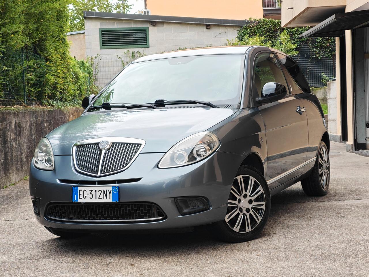 Lancia Ypsilon 1.2 BENZINA 70cv / 67.000km / FRIZIONE NUOVA