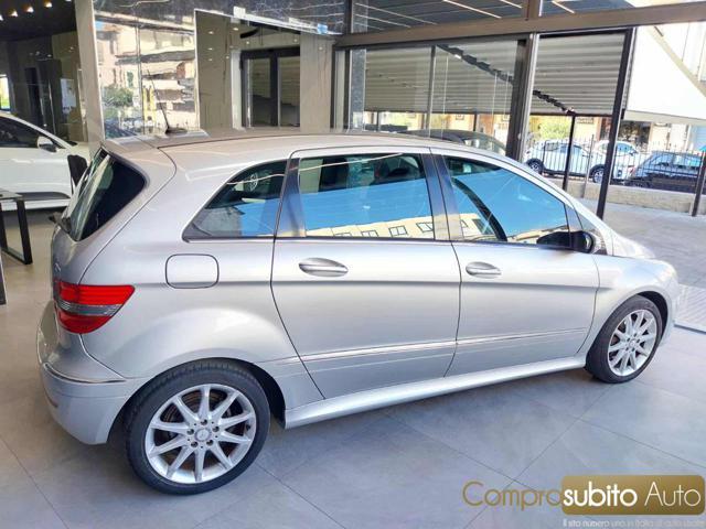 MERCEDES-BENZ B 180 CDI Sport