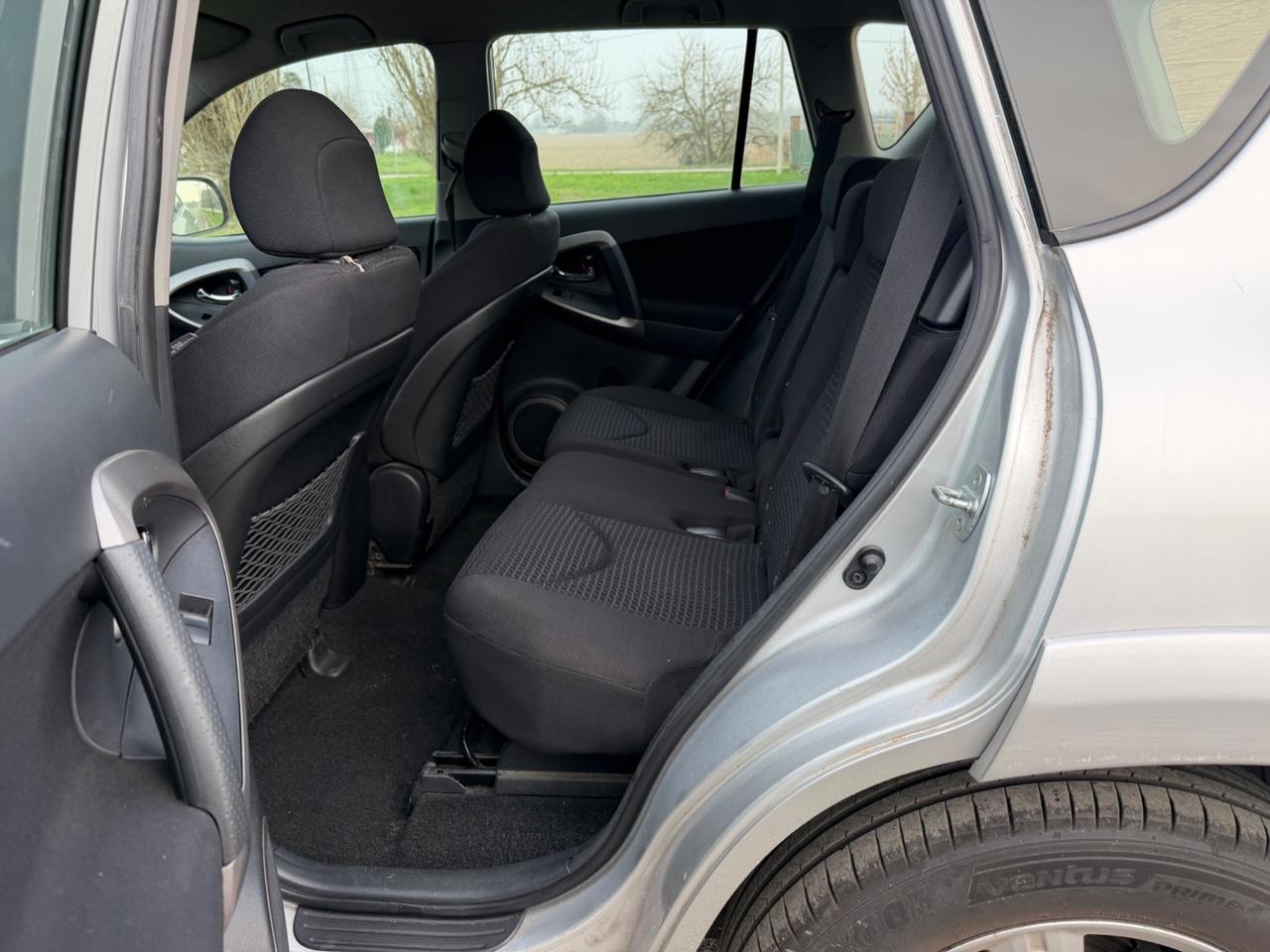 Toyota RAV 4 RAV4 Crossover 2.2 D-4D 177 CV Luxury