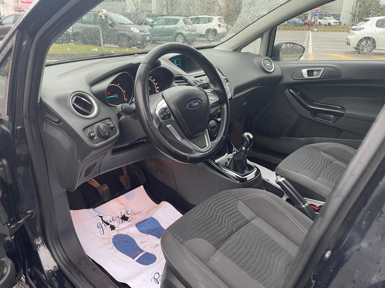 Ford Fiesta 1.5 TDCi 75CV 5 porte Titanium*Nepatentati*Cerchi*