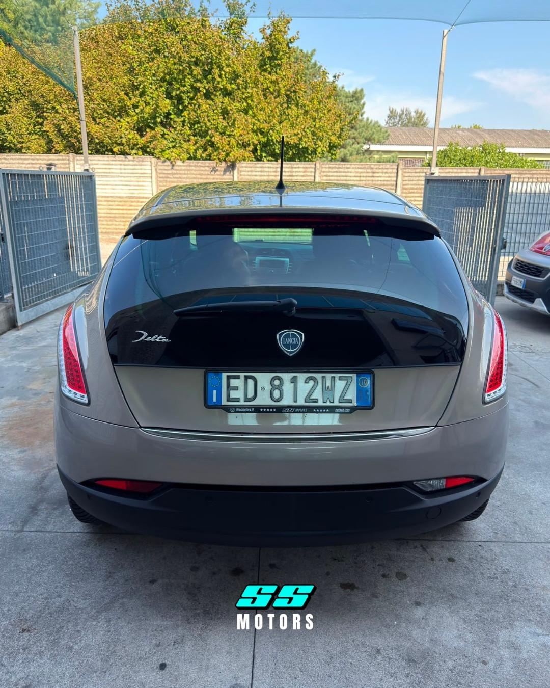 Lancia Delta Platino