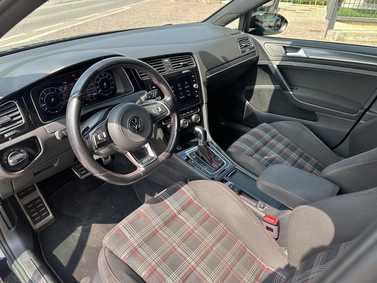 Volkswagen Golf GTI Golf GTI Performance 2.0 245 CV TSI DSG 5p. BMT