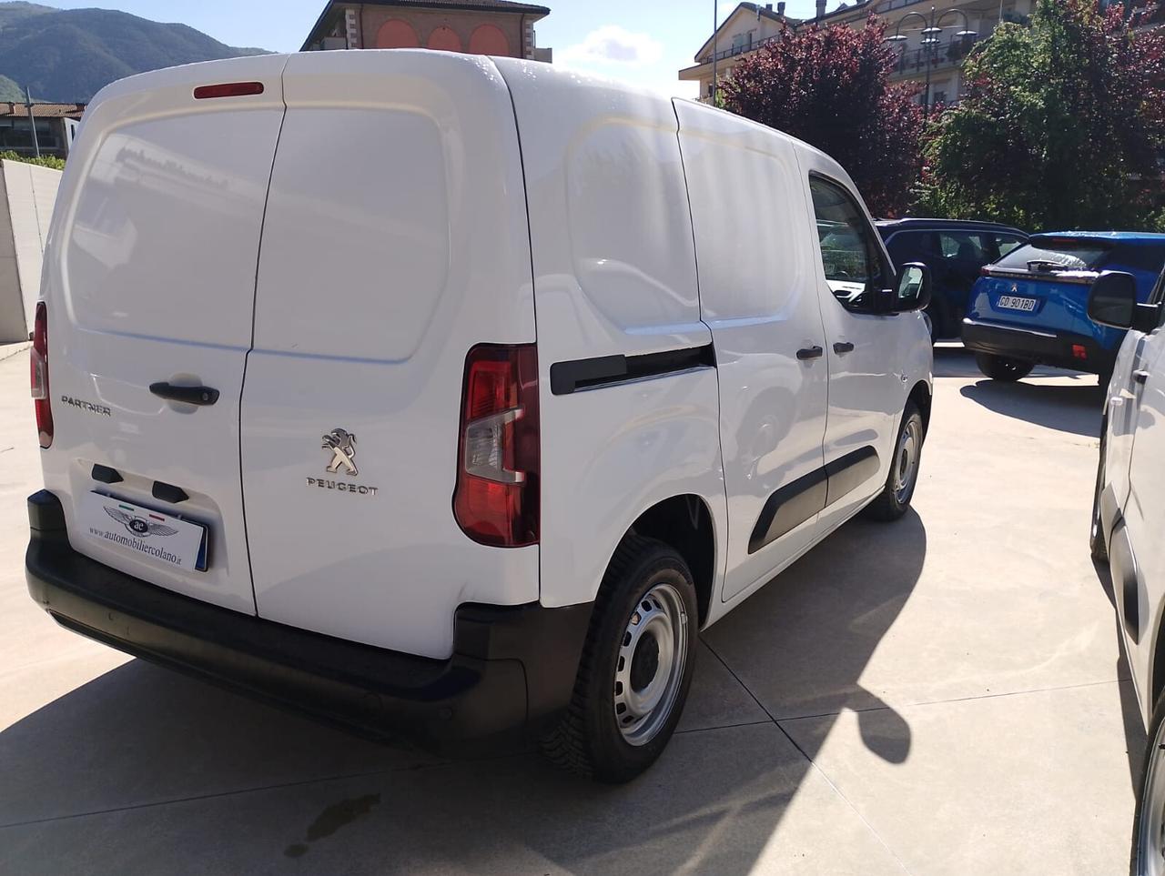 Peugeot Partner PEUGEOT PARTNER 4P /3 POSTI VETT. FURGONATA L1 BLUEHDI 100CV PREMIUM