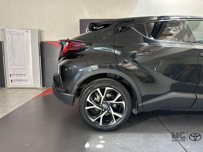 Toyota C-HR 1.8 Hybrid E-CVT Trend
