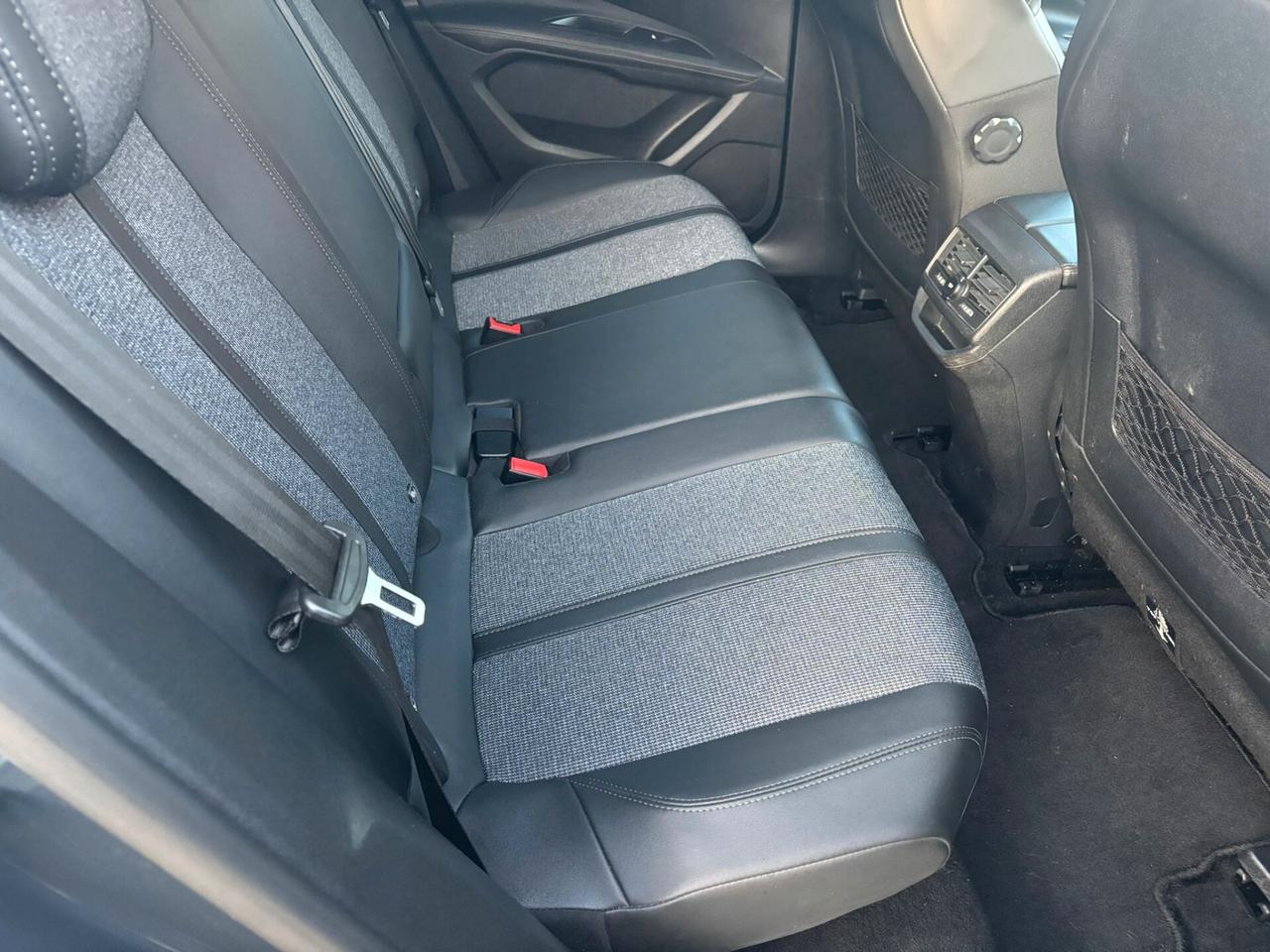 Peugeot 3008 BlueHDi 130 S&S Allure