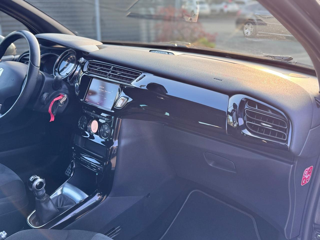 DS3 Cabrio 1.6 Diesel 100cv Neopatentati 2015 Euro 6