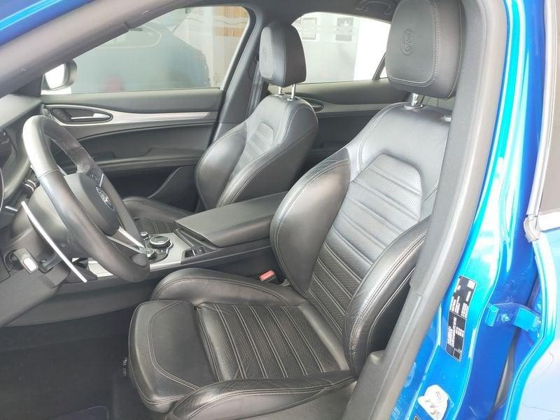 Alfa Romeo Stelvio 2.0 Turbo 280 CV AT8 Q4 Executive + Sport / Veloce