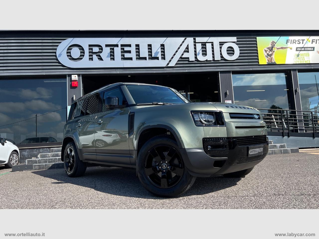 LAND ROVER Defender 110 3.0D I6 250 CV AWD Auto SE