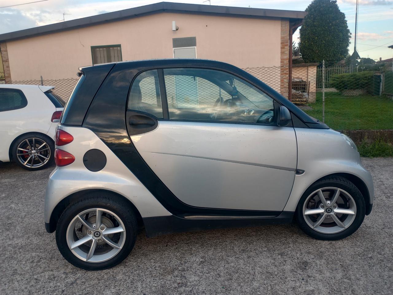 Smart ForTwo 1000 MHD coupé pure