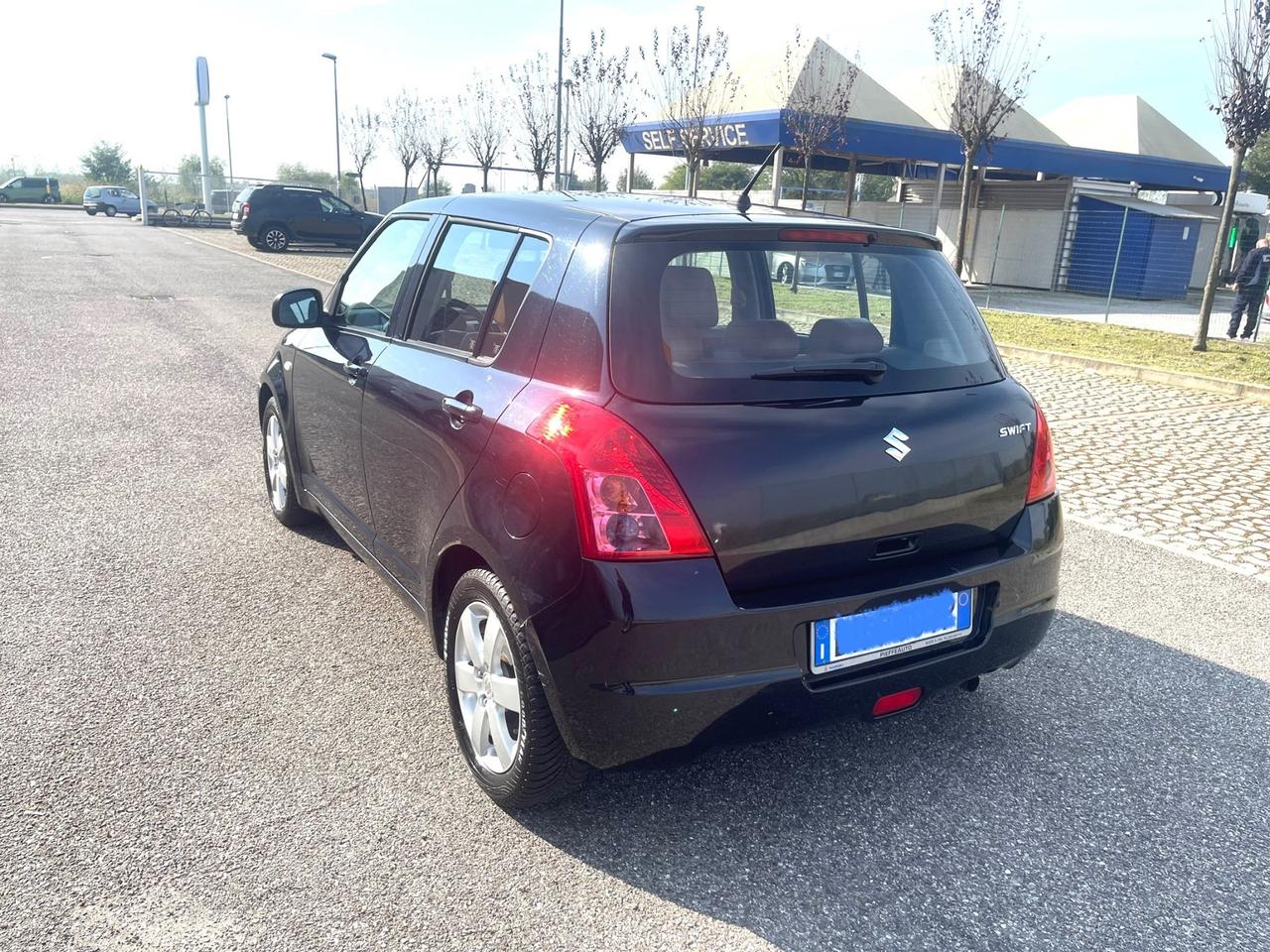 Suzuki Swift 1.3 5p. GL Plus