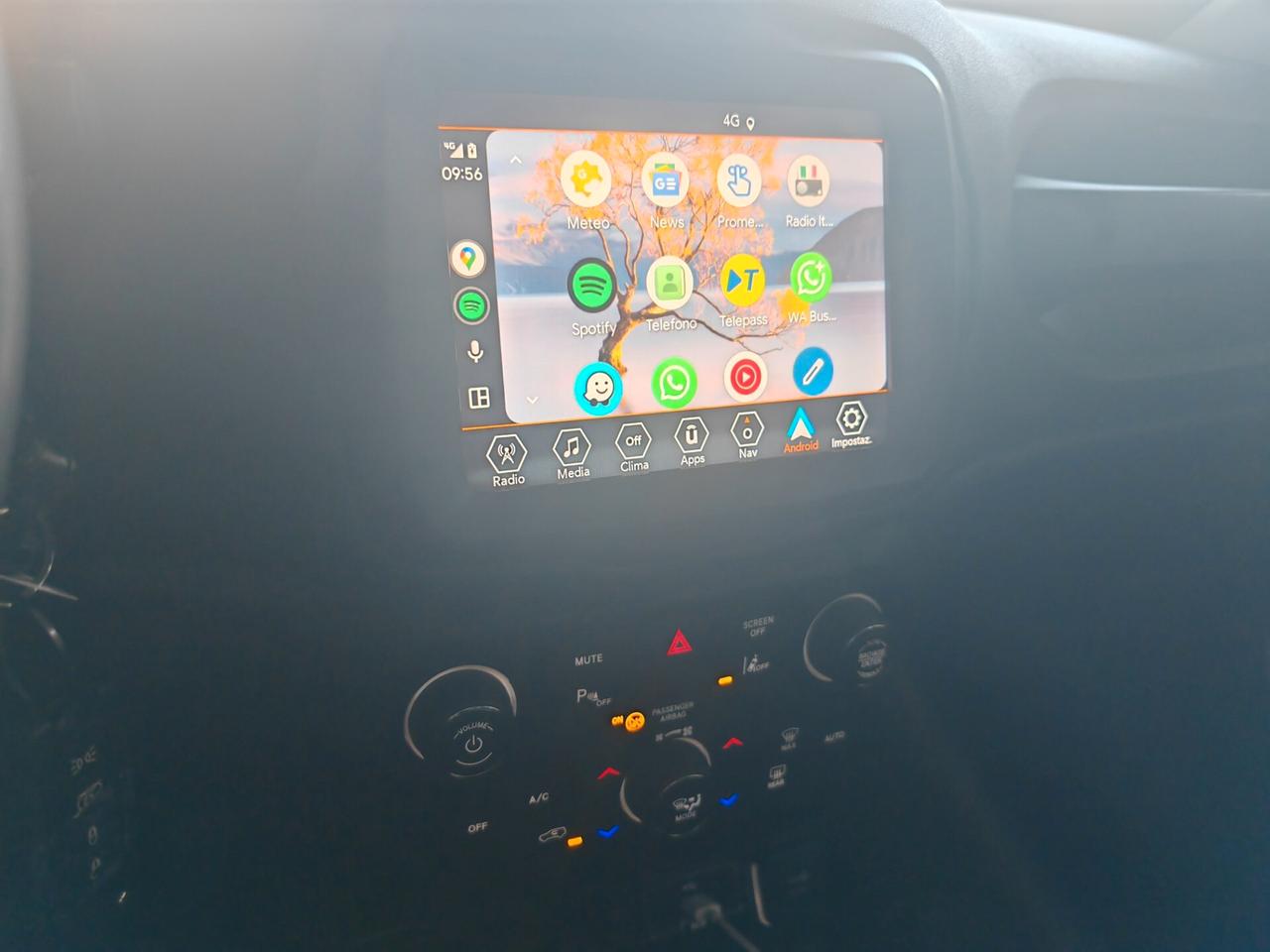 Jeep Renegade 1.6 Mjt 130 CV Longitude PARI AL NUOVO