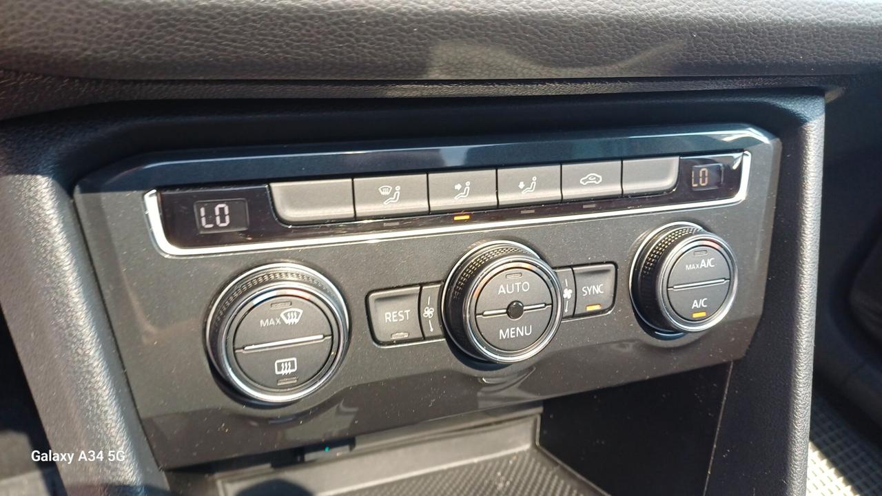 Volkswagen Tiguan 1.6 TDI R-LINE TETTO APRIBILE