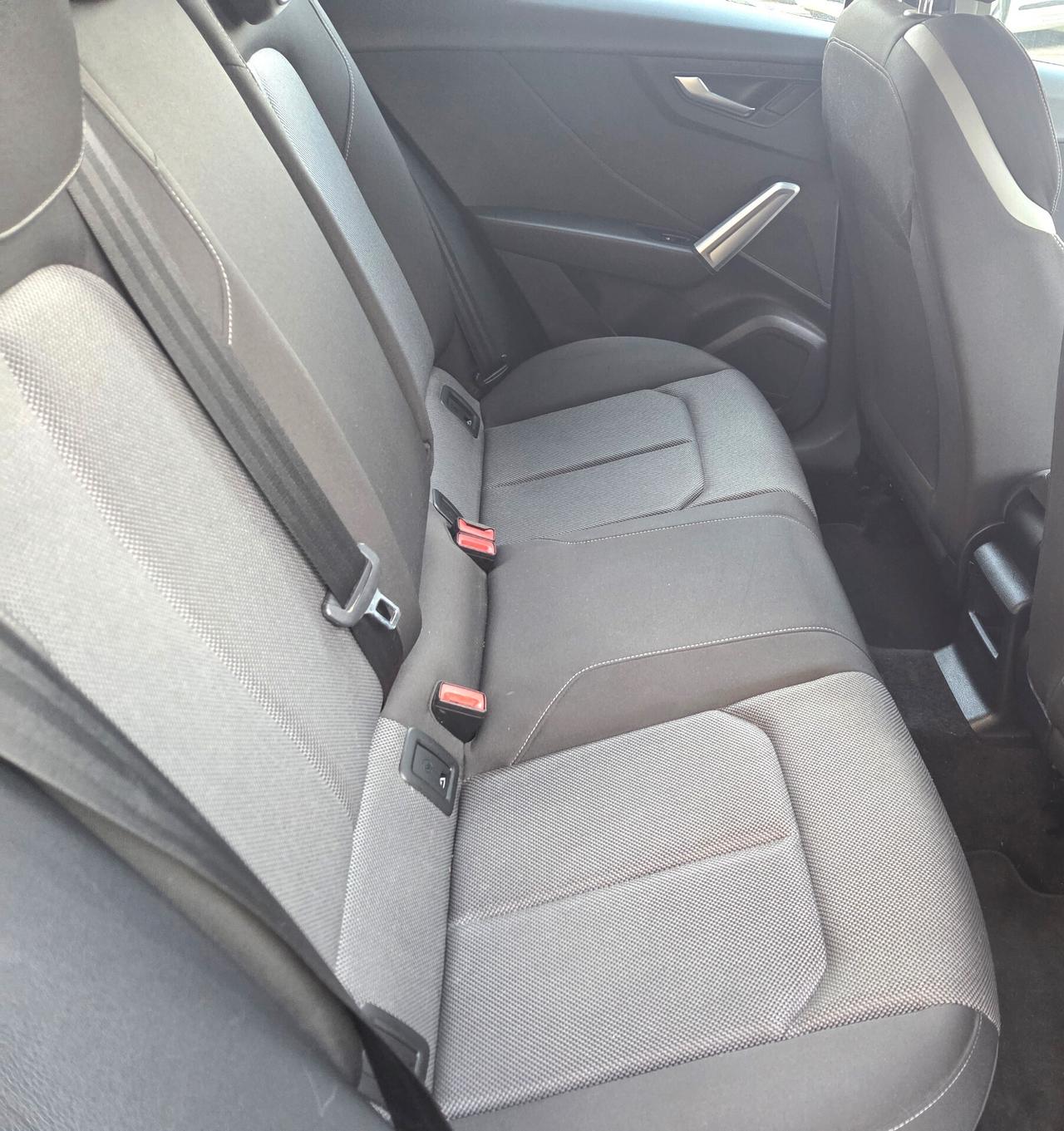 Audi Q2 35 TFSI AUTOM. KM 102000 GARANZIA IVA INCLUSA