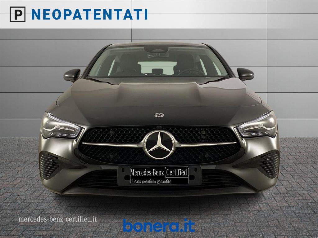 Mercedes CLA Shooting Brake 180 D Advanced 8G-DCT