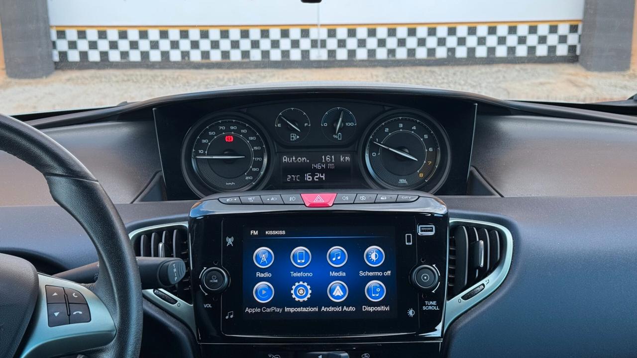 Lancia Ypsilon 1.0 5porte Hybrid Gold - 2024