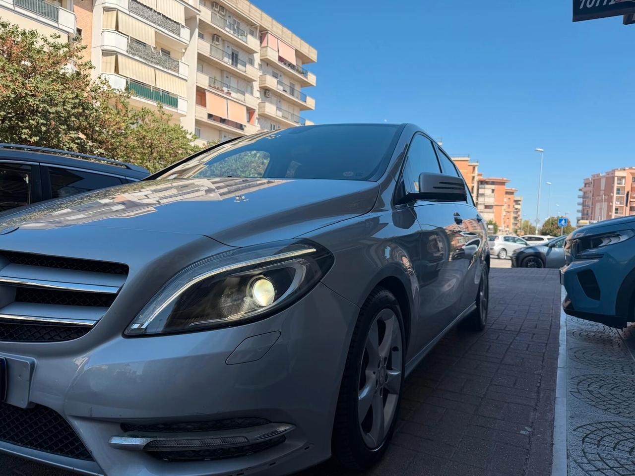 Mercedes-benz B 200 CDI BlueEFFICIENCY Premium