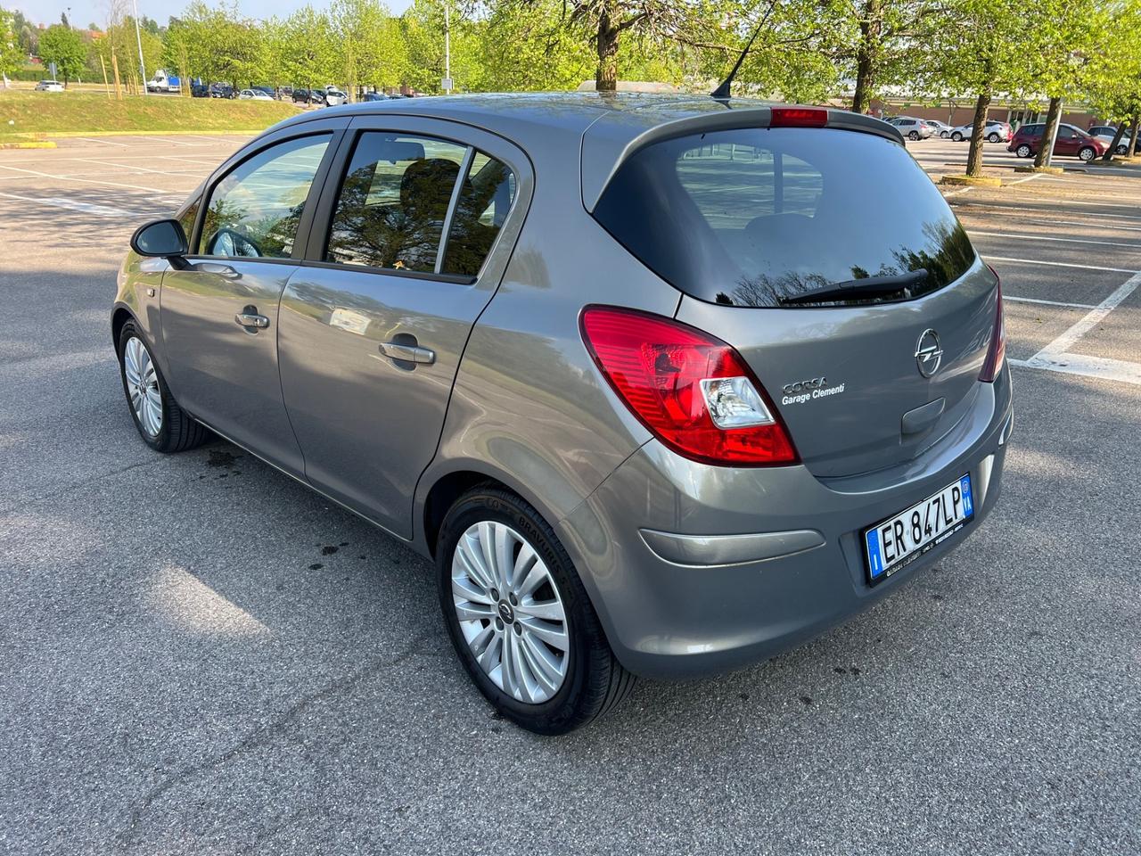 Opel Corsa 1.2 85CV 5 porte GPL-TECH Ecotec