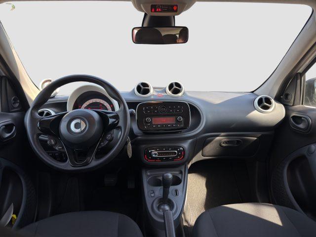 SMART ForFour forfour EQ youngster