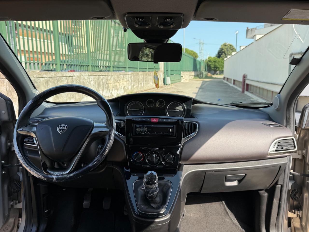 Lancia Ypsilon ecochic GPL